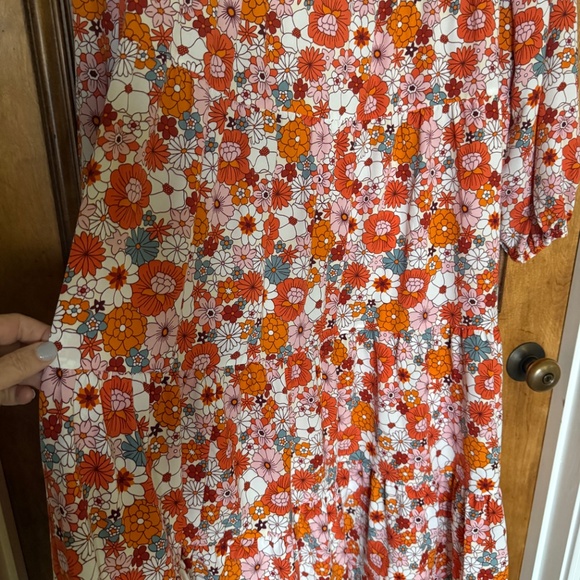 Dress - Picture 3 of 3